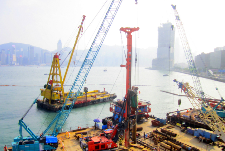 徐工气动潜孔锤旋挖钻机征战香港维多利亚港
