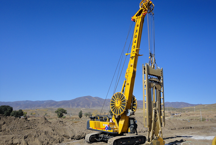 2011年9月基础公司高新技术产品XG450D连续墙在内蒙古工业园区1号水源地防渗工程施工