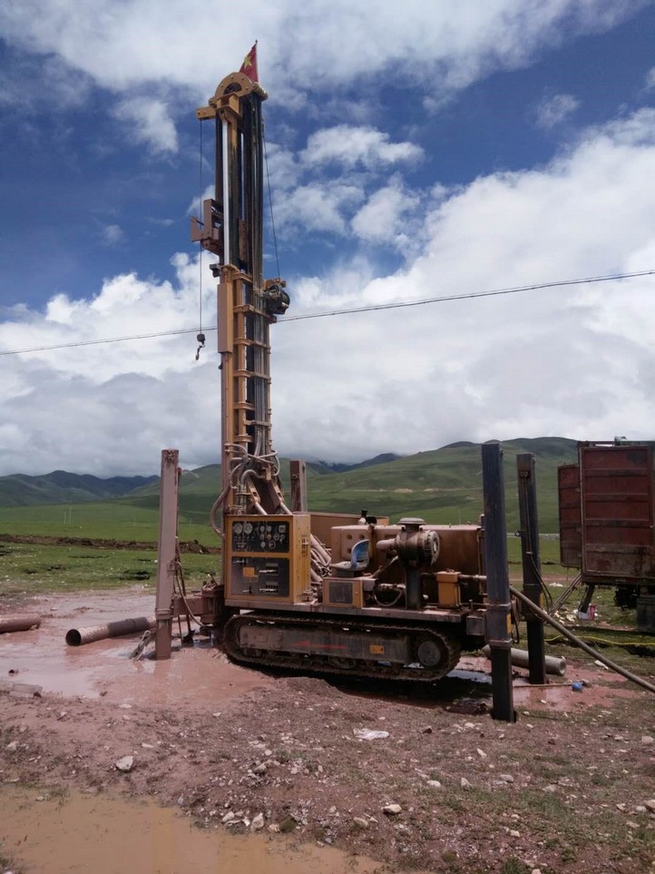 2018年8月，徐工深井钻机征战世界高城西藏那曲