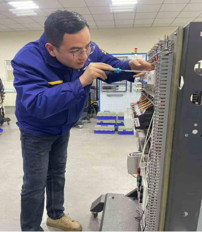 周晨光：匠心的守护者与践行者