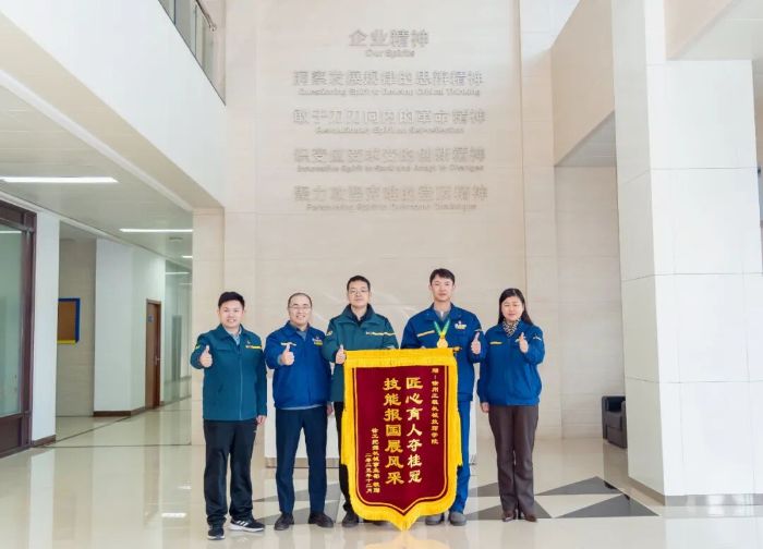 青年榜样力量 | “一带一路”机械行业技能大赛全国第一李贵龙