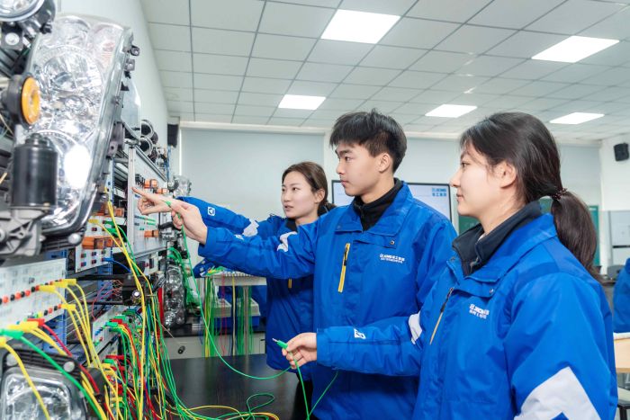 毕业即就业，徐工大学生高技能人才班招生启动！