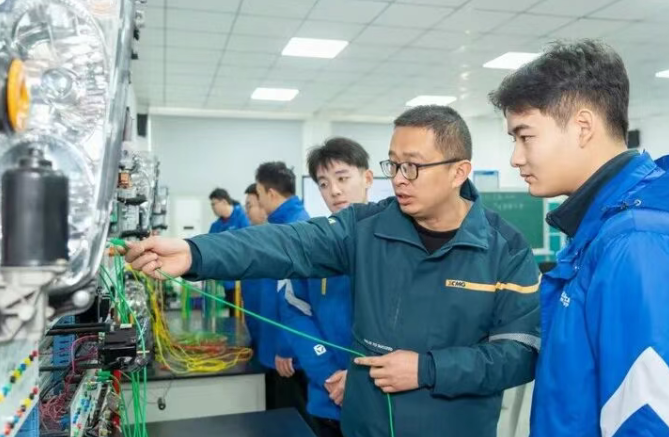 来读徐工大专班，值不值？新华日报记者“三问”给你答案→