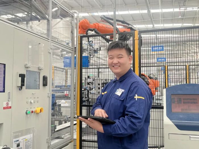 何本友 | “动力先锋”正青春！