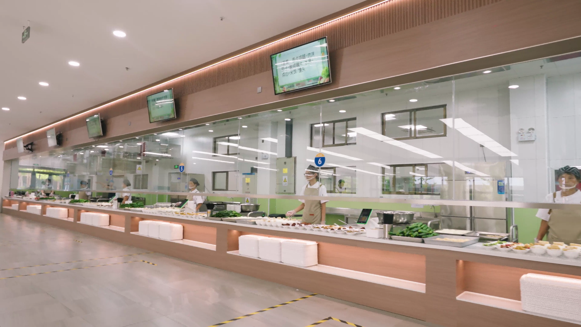 生活设施-食堂环境-1