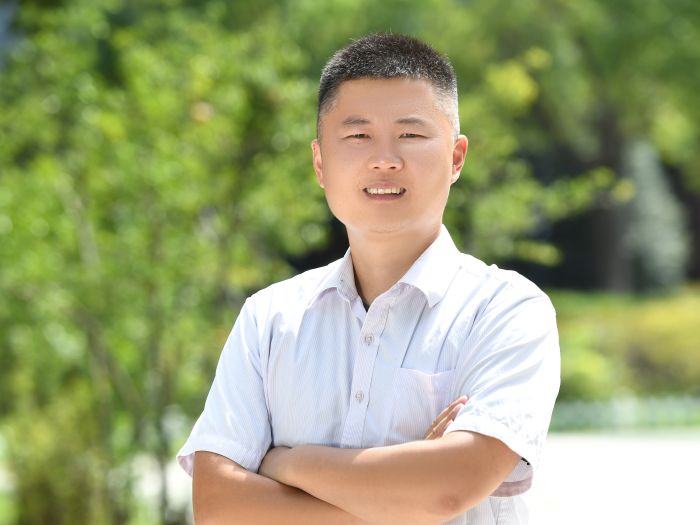 李攀攀