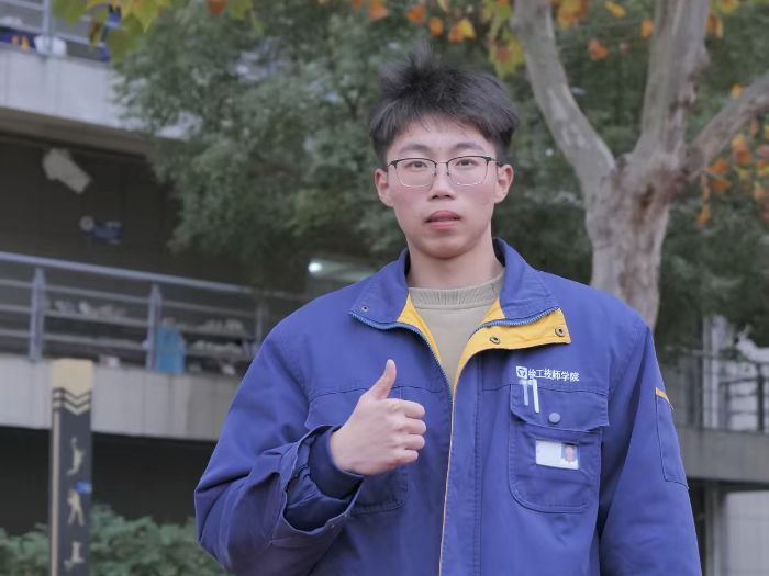 杨宇航
